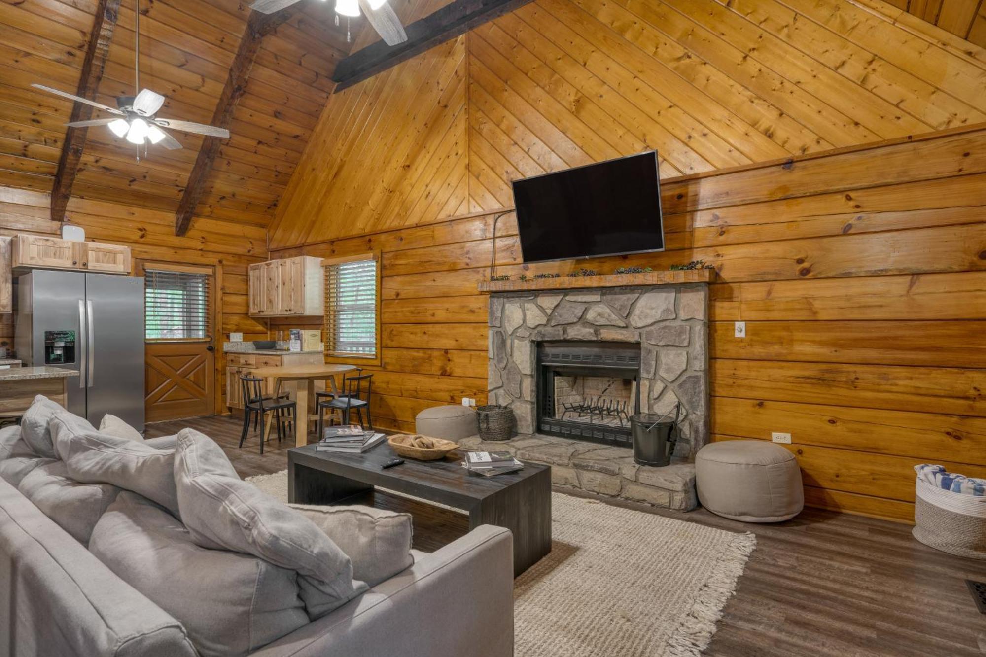 Dudley I By Avantstay Cosy Cabin W Hot Tub Incredible Views Pigeon Forge Eksteriør bilde